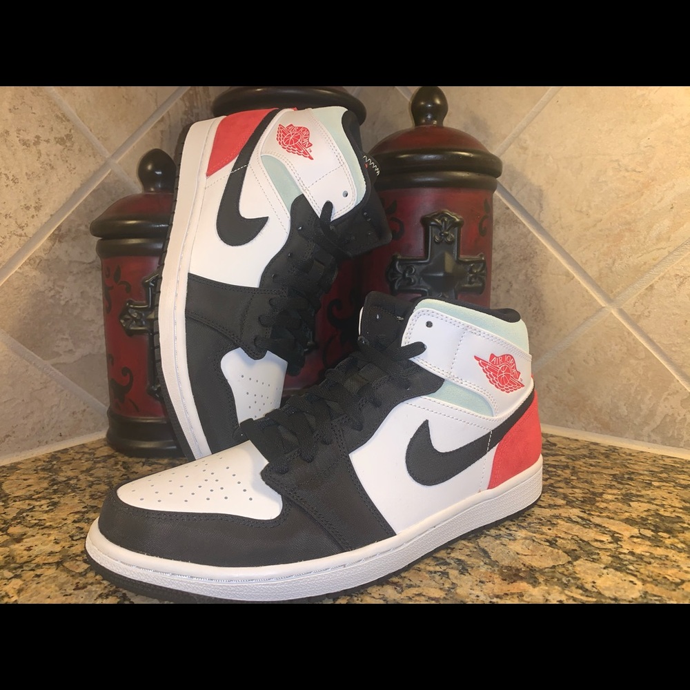 Air Jordan 1 Mid “ SE Union Black Toe”